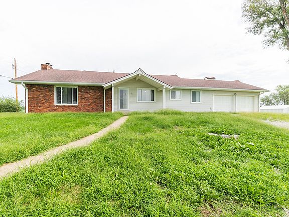 5th image of 15303 Cameron Rd