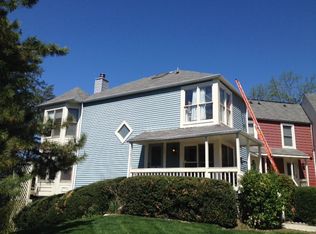 1668 Whisperhill Dr, Reston, VA 20194