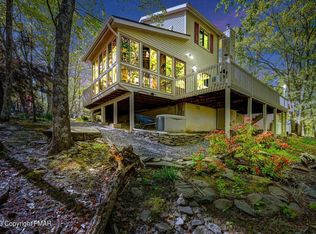 2213 Scarborough Way, Bushkill, PA 18324