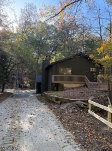 4 Harbor View Dr, Andover, NJ, 07821