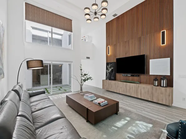 910 NE 16th Terrace #2, Fort Lauderdale, FL 33304