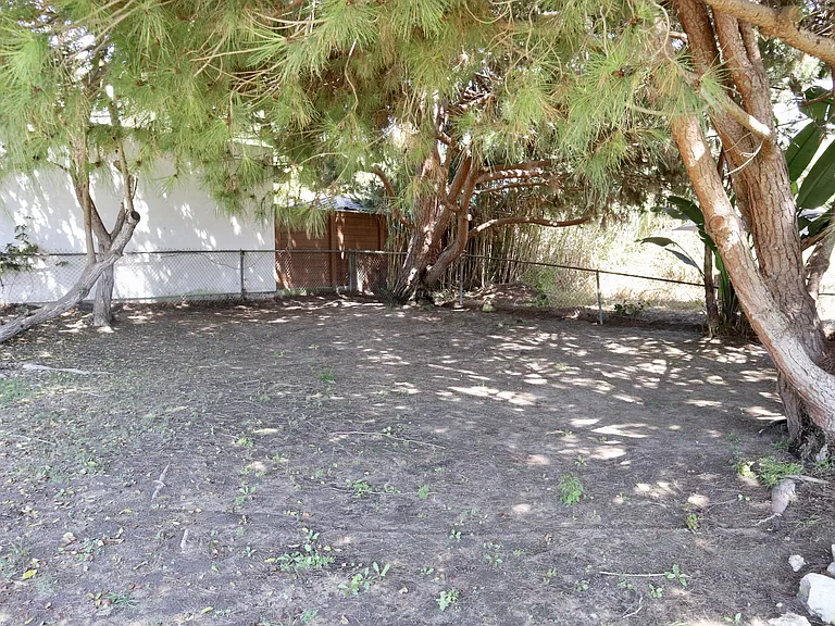 719 S Juanita Ave — Photo 20
