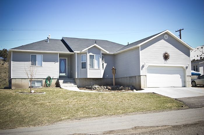 Welcome Home to wide open spaces
