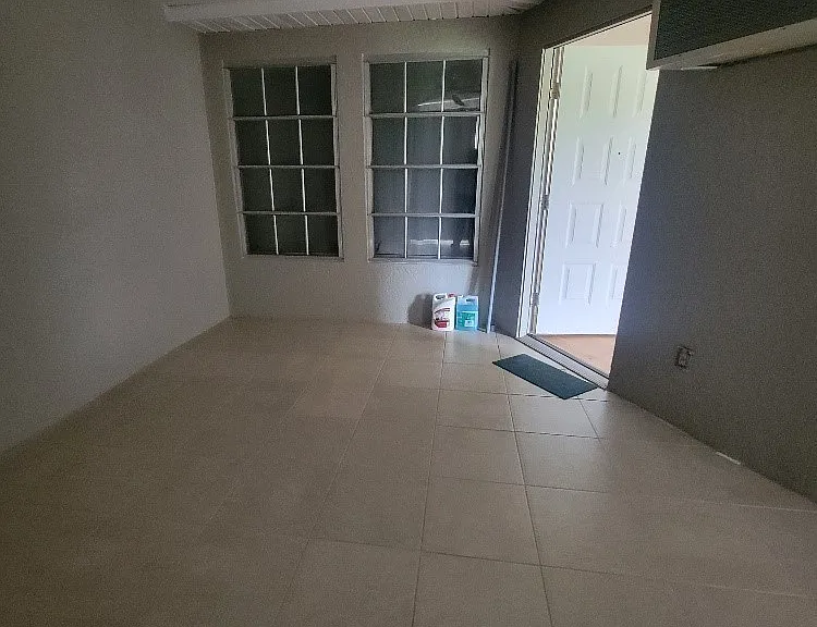 10 Regency Ct — Photo 9