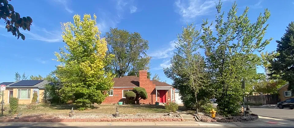 2800 Magnolia St