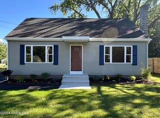 33 Charlton Rd, Glenville, NY 12302