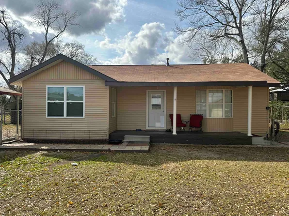 551 N Crocker St, Sulphur, LA 70663