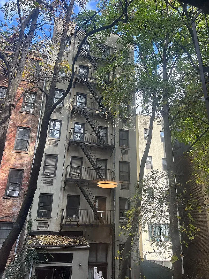 229 East 80th Street — Photo 2