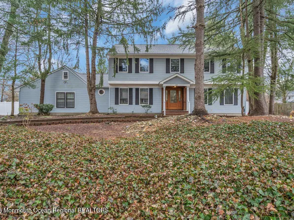 16 Phyllis Place, East Brunswick, NJ 08816