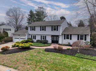 950 Schweitzer Pl, North Brunswick, NJ