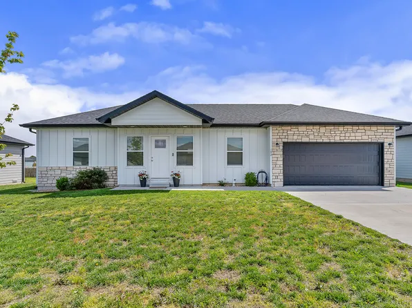 192 W Bluegrass Street, Rogersville, MO 65742
