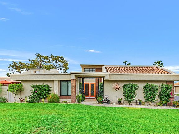 2nd image of 35983 Paseo Circulo E
