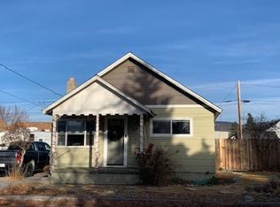 702 Stringtown Ave, Weed, CA 96094