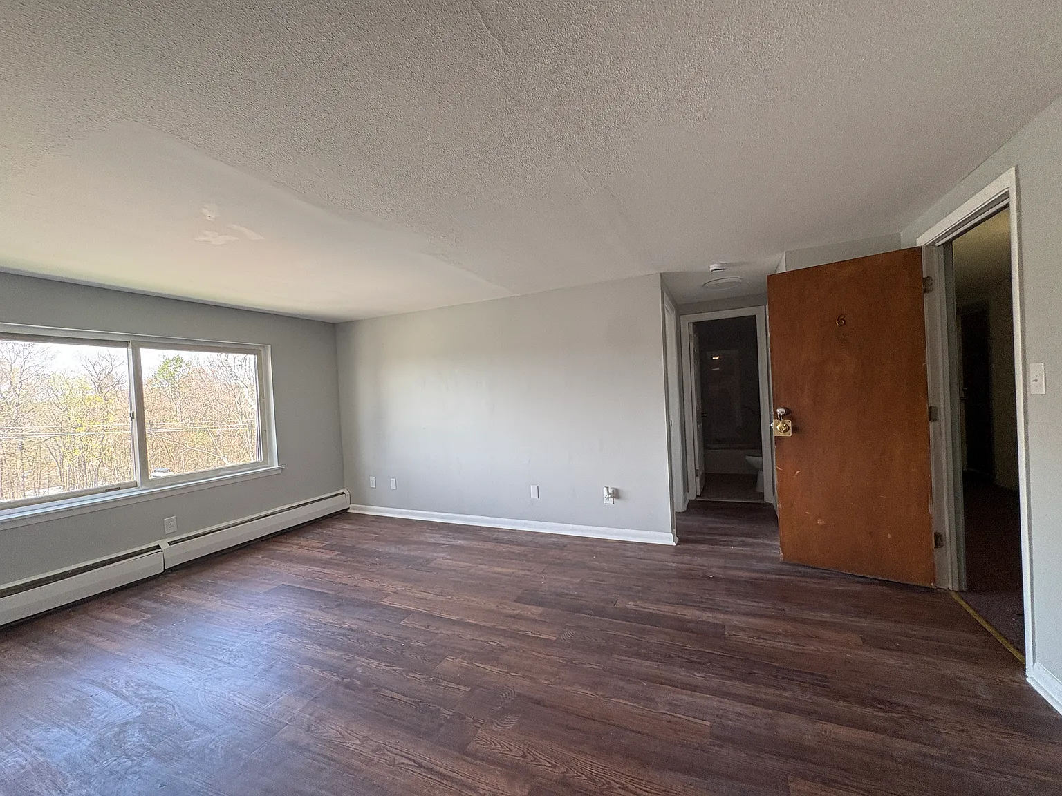 1 bed, $995 — Photo 4