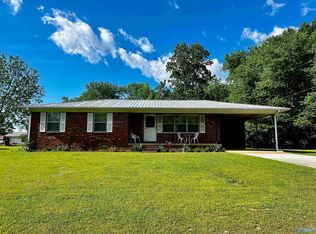 131 Circle Dr, Dutton, AL 35744