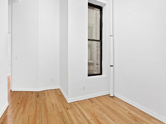 4th image of 452 W 57th St #1FE