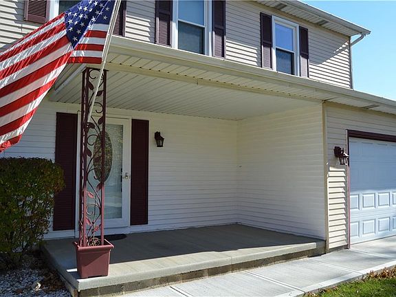 2nd image of 8319 Lorraine Dr
