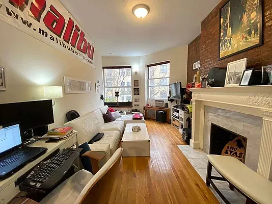 Rented by Oxford Property Group | media 16