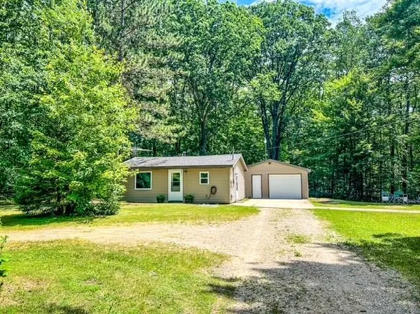 756 N Dodge Lake Ave, Harrison, MI 48625