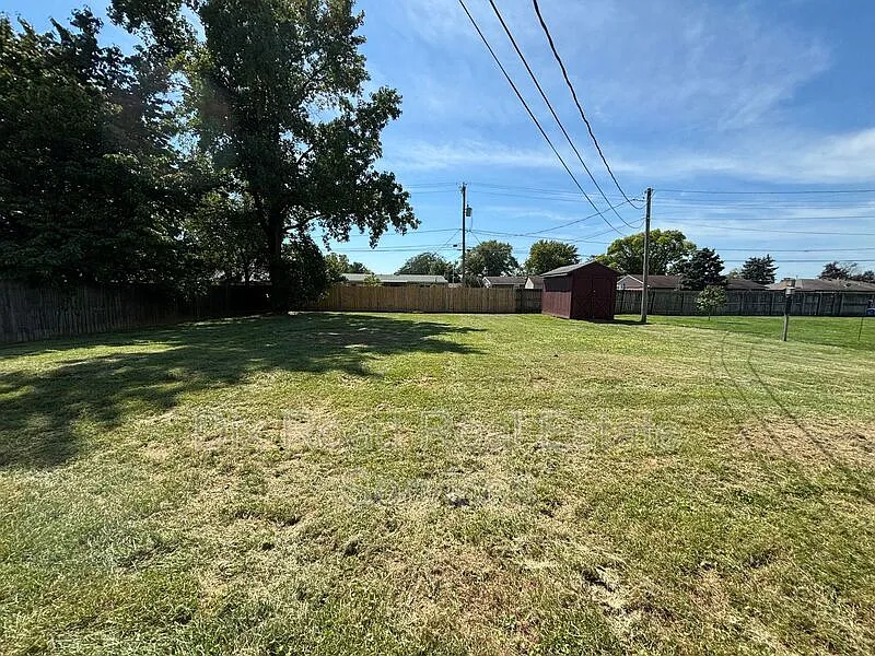 3 bed, 2.0 bath, 1188 sqft, $1,825 — Photo 4