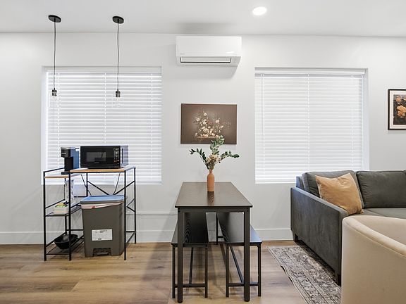 3rd image of 1564 Ocala Ave #2