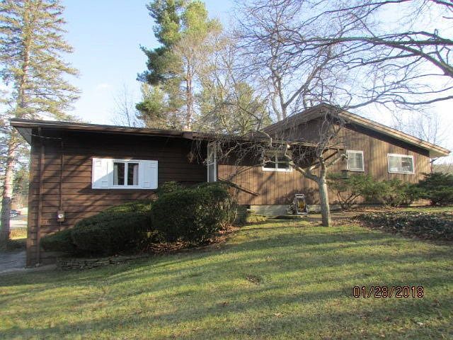 1st image of 2115 Ash Dr
