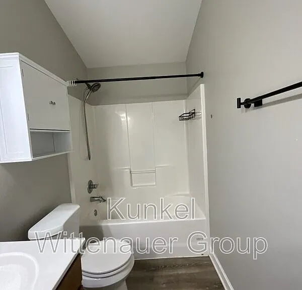 2621 Greystone Estates Pkwy — Photo 33