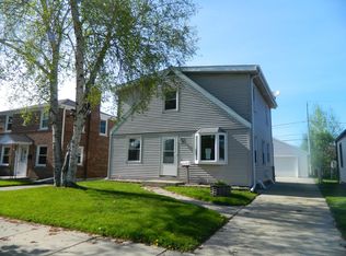 2332 Dwight St, Racine, WI 53403