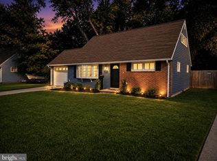 132 N Meadow Dr, Glen Burnie, MD 21060
