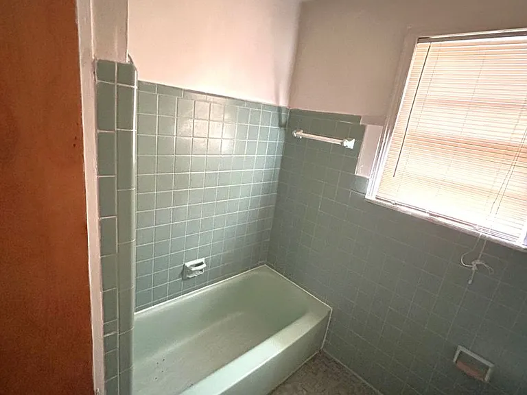 3616 Gaston Ave — Photo 15