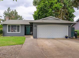 2212 Allan Ave, Hubbard, OR 97032