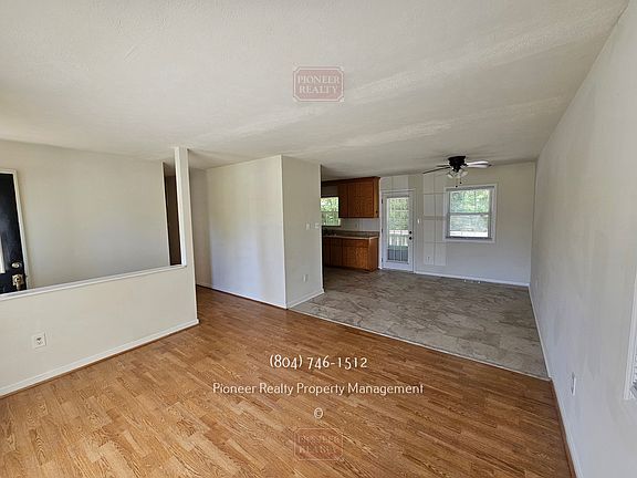 5th image of 4548 Twelveoaks Rd