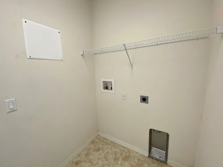 3510 Yacht Club Ct — Photo 14