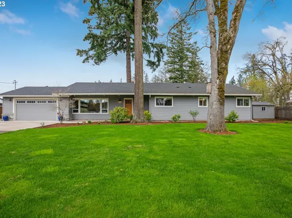 15921 Hunter Ave, Oregon City, OR 97045