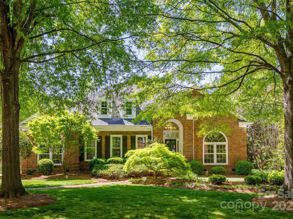 4340 Sequoia Red Ln, Charlotte, NC 28226
