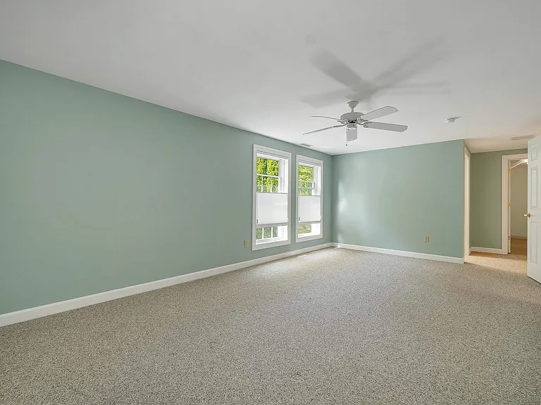 20 Emily Cir — Photo 17