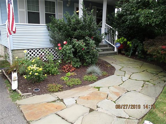 3rd image of 364 Chestnut St