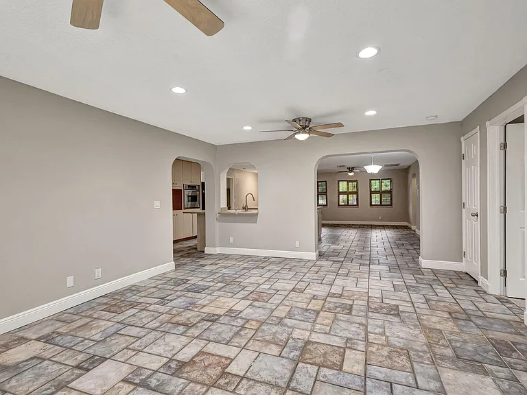 1402 Cormorant Rd — Photo 12