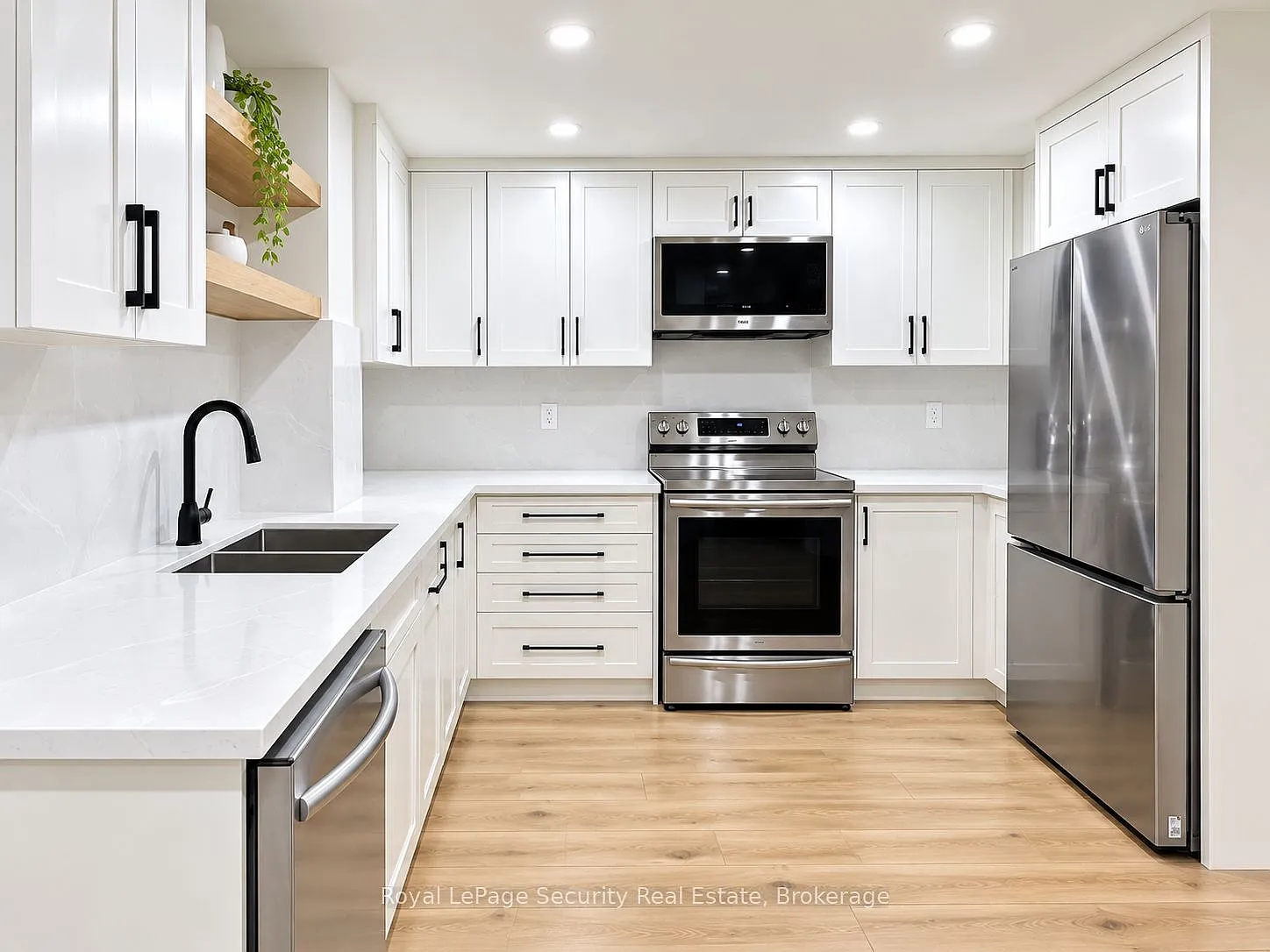 2 bed, $1,900 — Photo 2