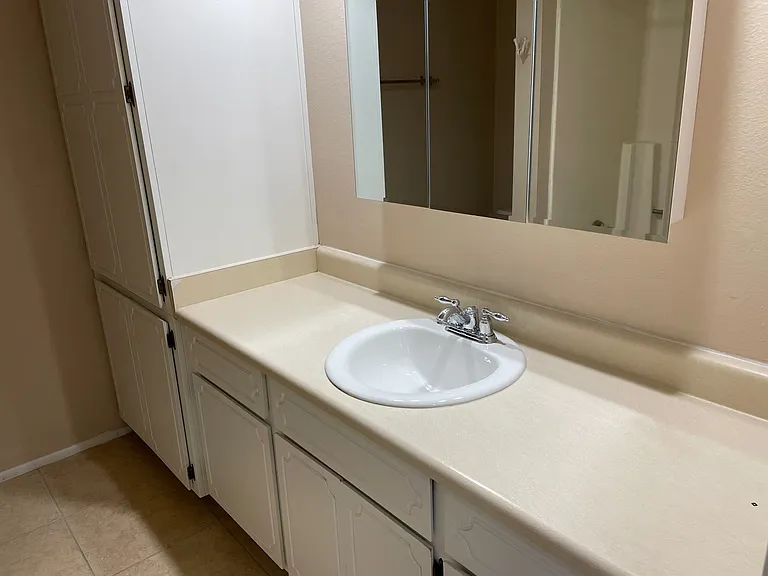 Townhome in Mesa with enclosed backyard! — Photo 8