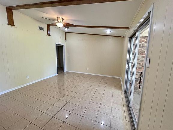 3rd image of 14911 Hickorytex Dr