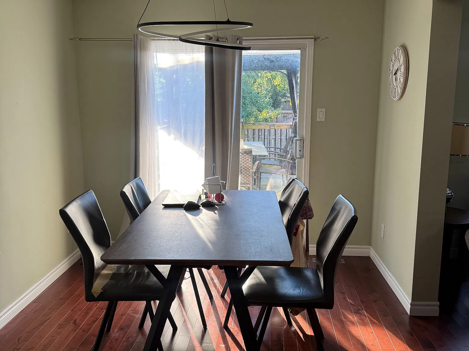 3 bed, $2,600 — Photo 4