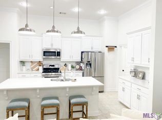 18053 Old Trail Dr, Prairieville, LA 70769