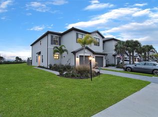 15258 Sunny Day Dr, Bradenton, FL 34211