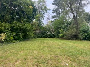 1009 Gordon St, Midland, MI 48640