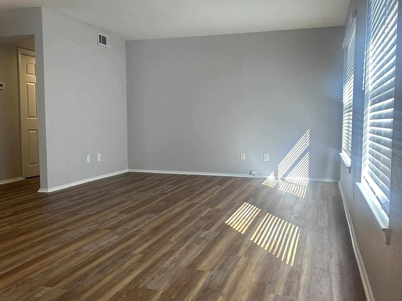 3 bedroom, 2 bath fome in Meadows At Trinity Crossing — Photo 3