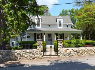 14 Broadway, Stoneham, MA 02180