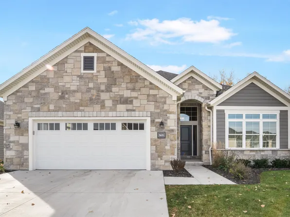 5651 N Kestrel Cir, Appleton, WI 54913