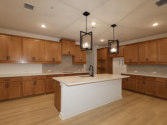 2nd image of 3717 Helena Way
