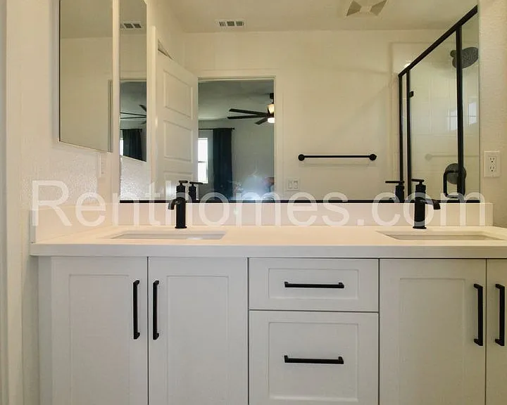 1710 Discovery Falls Dr #101 — Photo 21